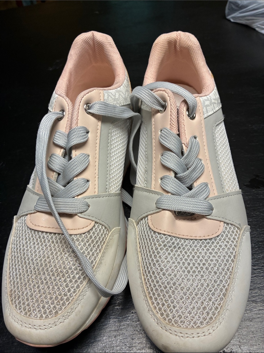 Women’s Blush Mesh and Leather Casual Sneaker